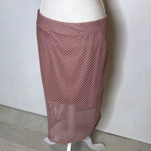 Forever 21 Skirt Sz 1X Blush Pink Mesh Lined